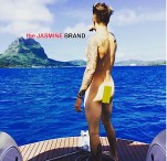 Justin Bieber Poses Bucket Naked For Instagram [Photos]